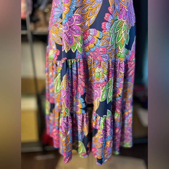 New ivy lane stainmart multicolor flower & Leaf sundress Sz L - Picture 3 of 9